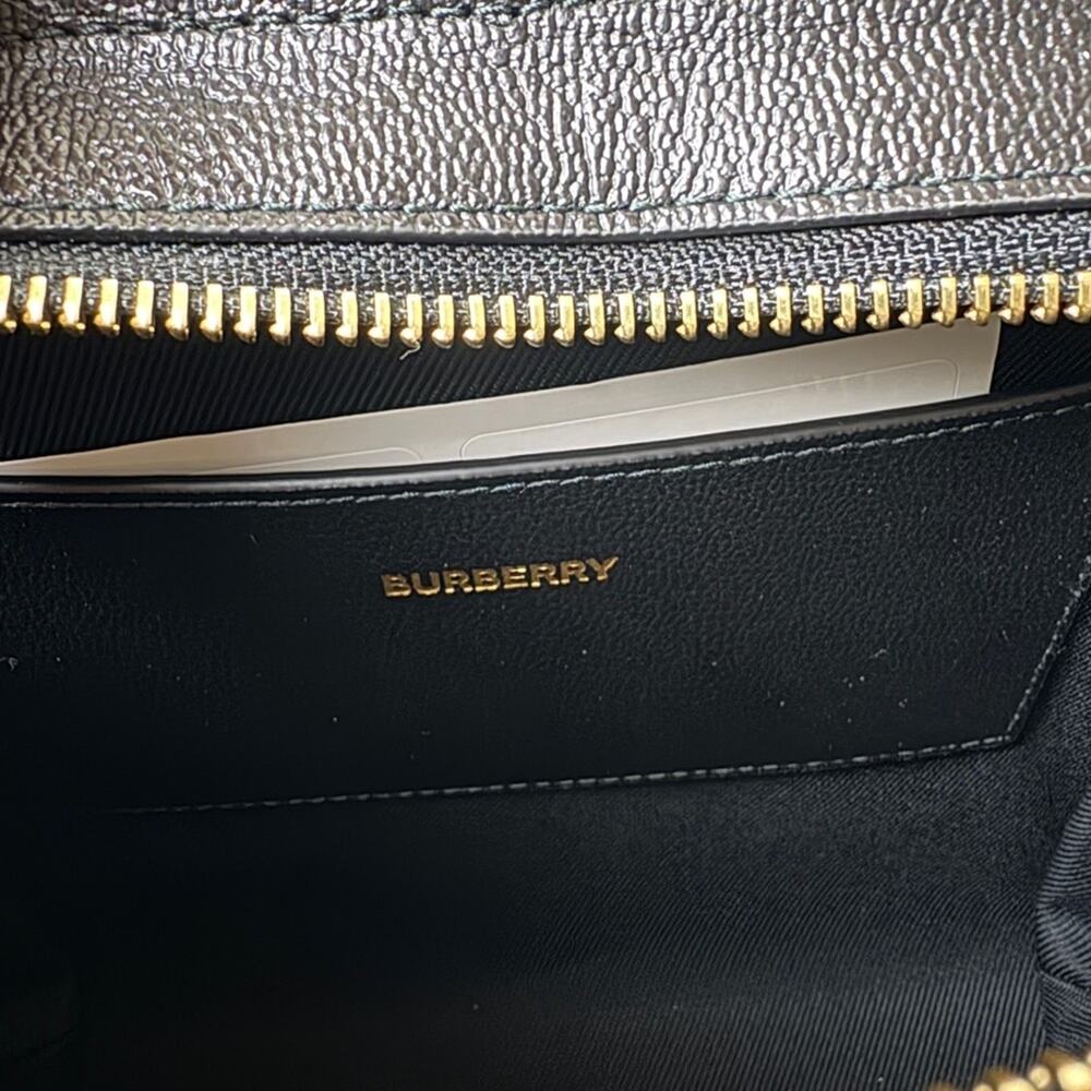SALE ENDS 10/1 Burberry Black and Tan banwell small top handle Bag NW - Picture 10 of 11